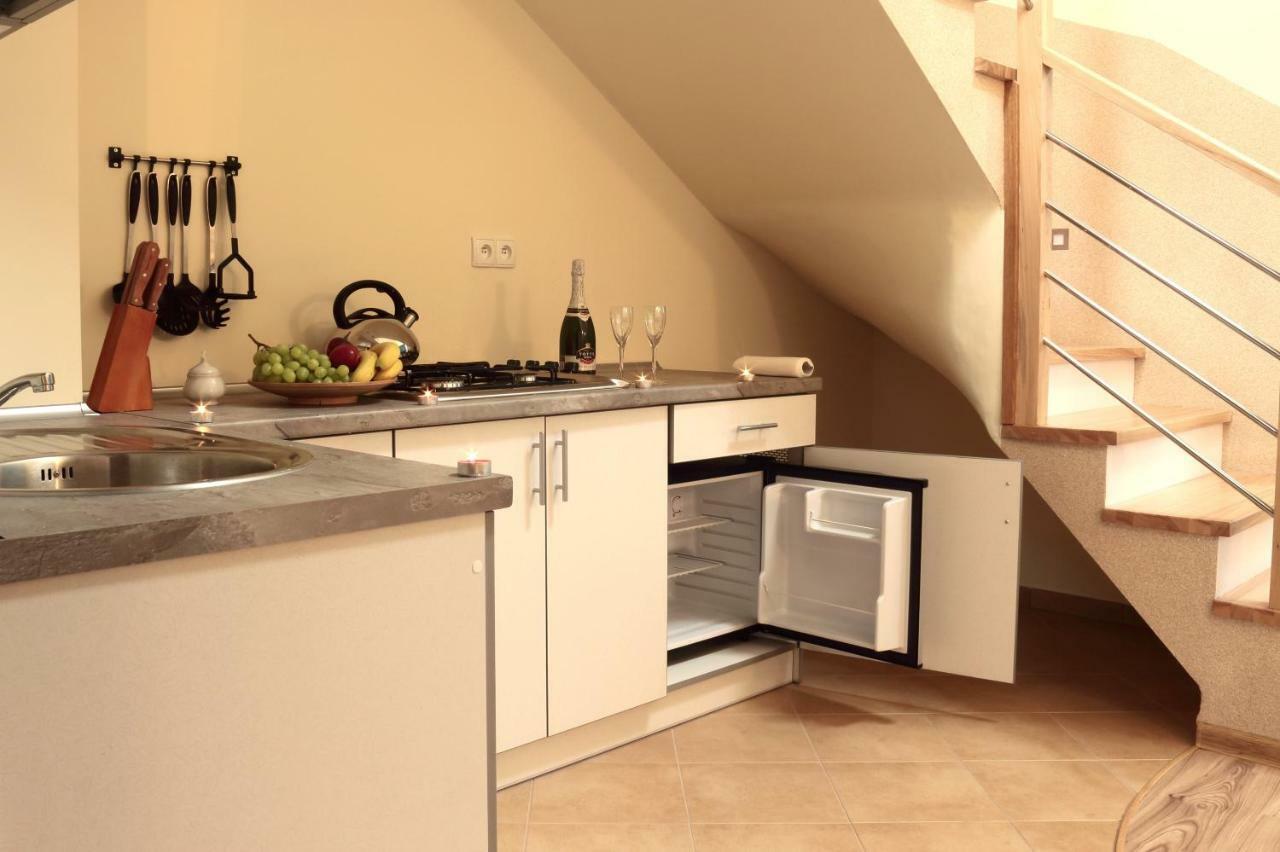 Apartamenty Przy Trakcie Cesarskim Венгерска Гурка Екстериор снимка