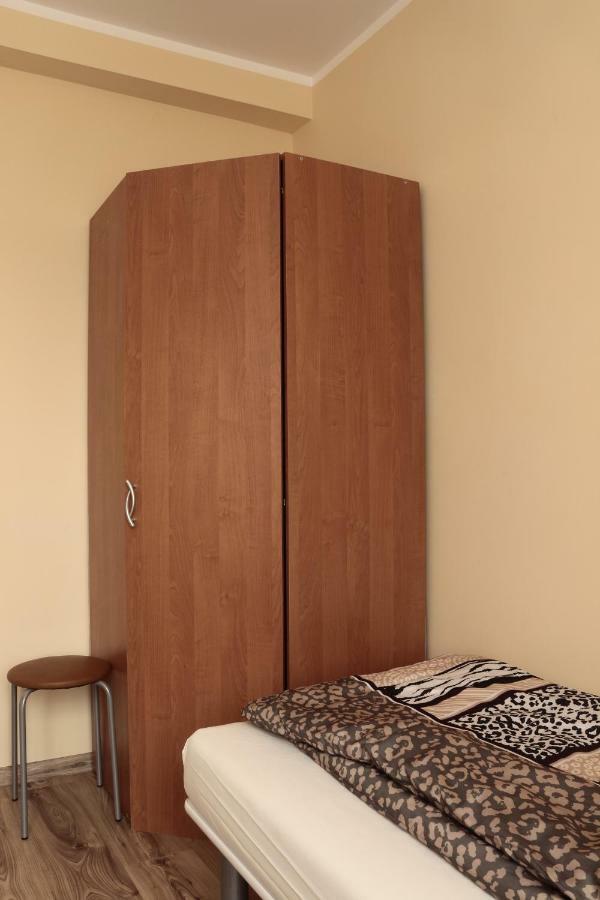 Apartamenty Przy Trakcie Cesarskim Венгерска Гурка Екстериор снимка