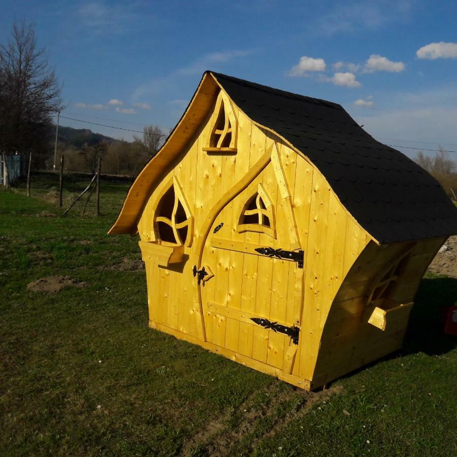 Apartamenty Przy Trakcie Cesarskim Венгерска Гурка Екстериор снимка